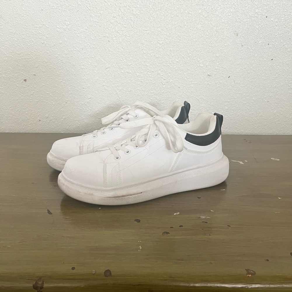 Just Fab Sneakers